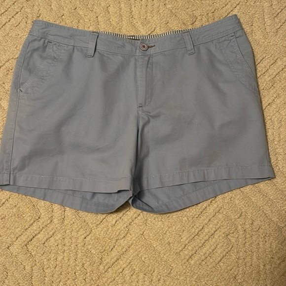 💕SALE💕Natural Reflections BLUE women’s  shorts fitted tush - Picture 1 of 5